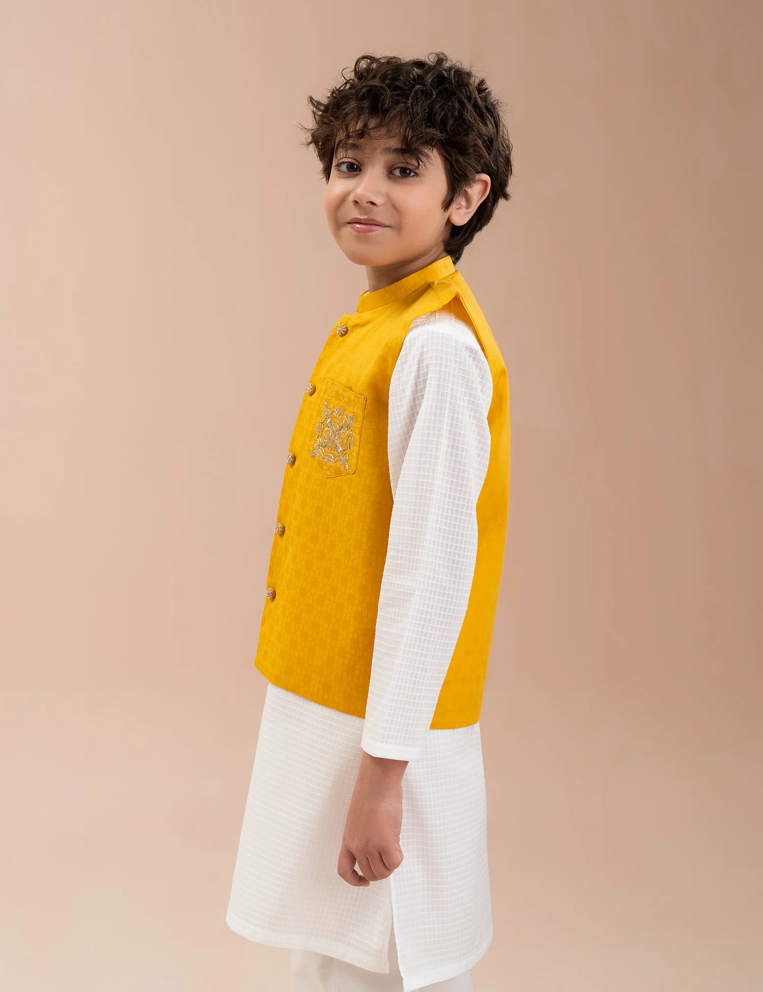 EMBROIDERED WAISTCOAT - Image 4