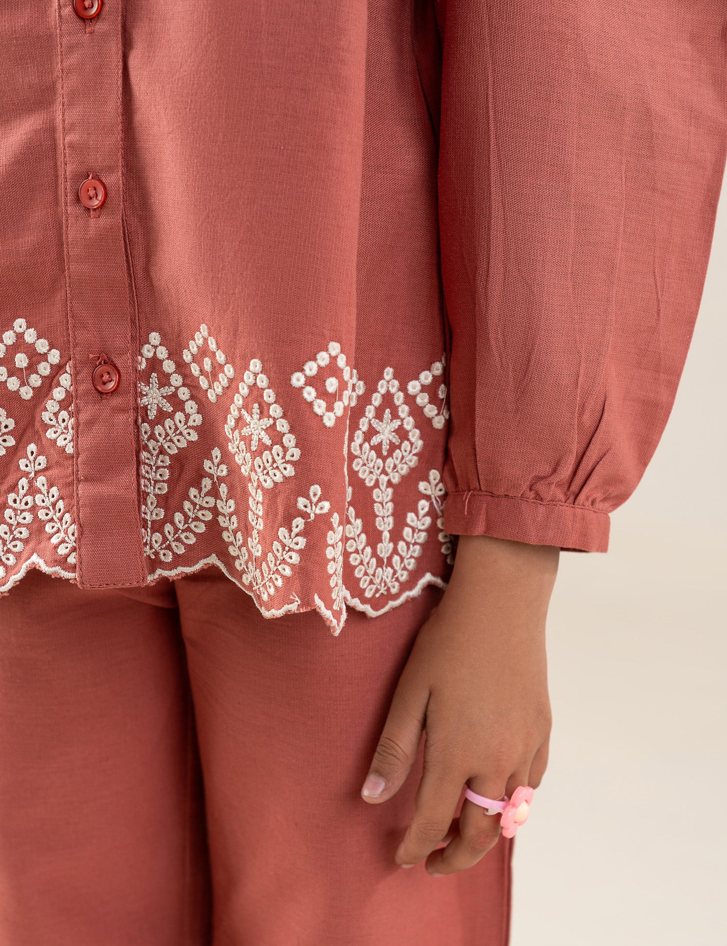 2 PIECE FLORAL EMBROIDERED SUIT - Image 3
