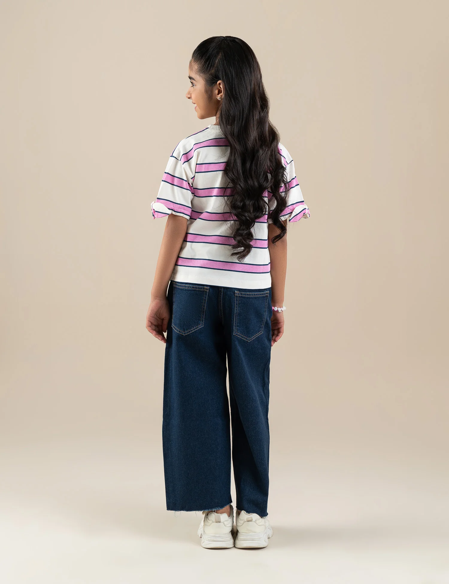 MINNIE GRAPHIC T-SHIRT - Image 5
