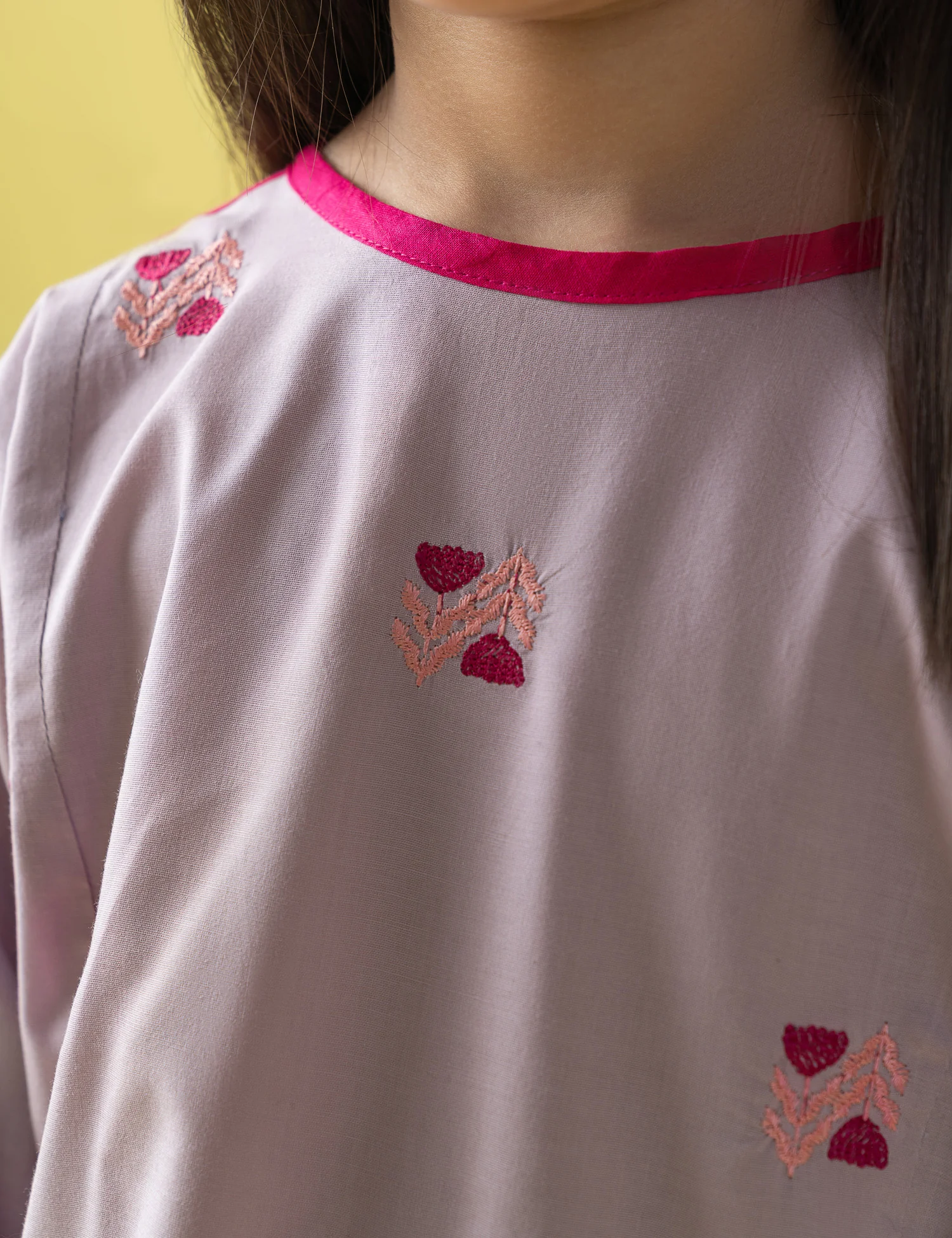 2 PIECE FUN EMBROIDERED SUIT - Image 2