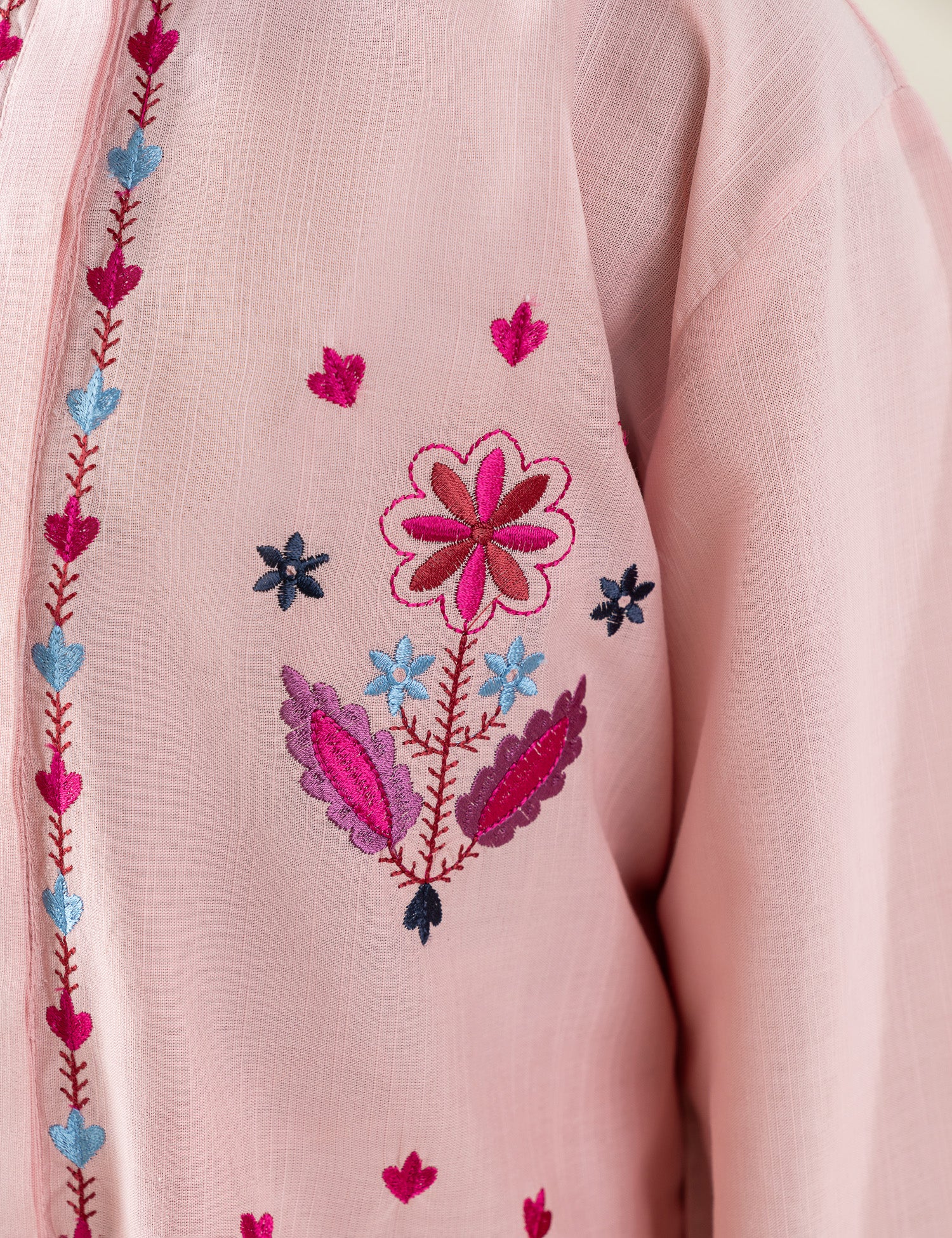 2 PIECE FLORAL EMBROIDERED SUIT - Image 2