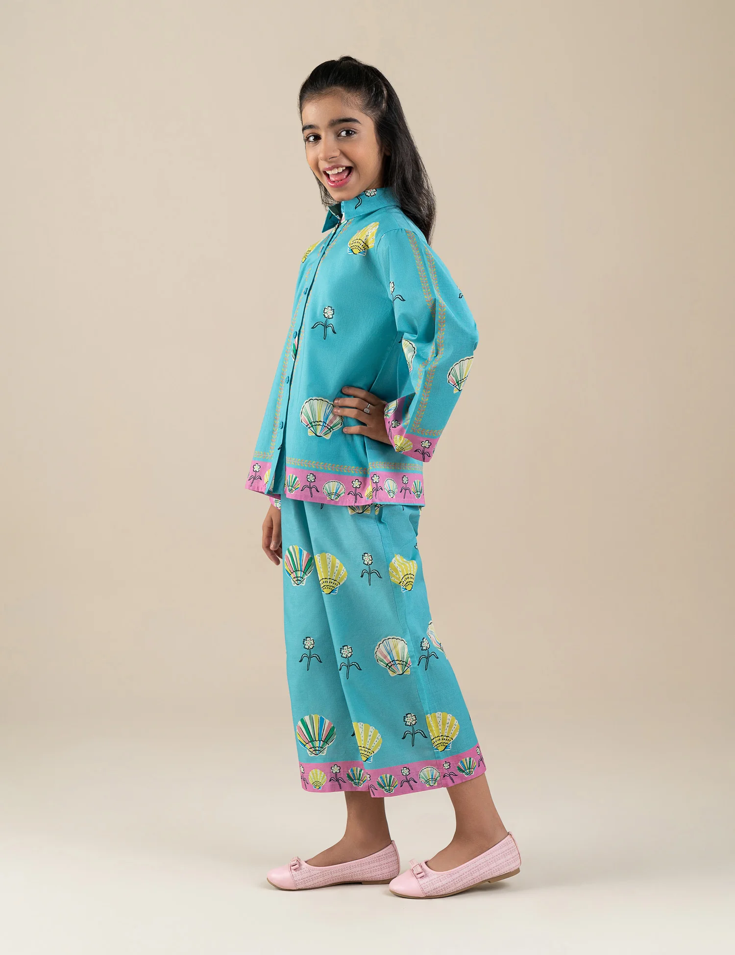 2 PIECE SHELL PRINTED SUIT - Image 4