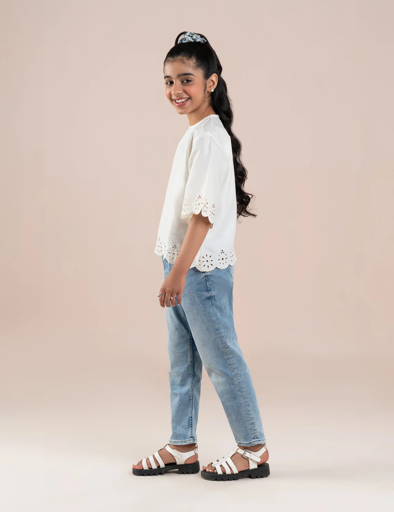 EMBROIDERED TOP - Image 3