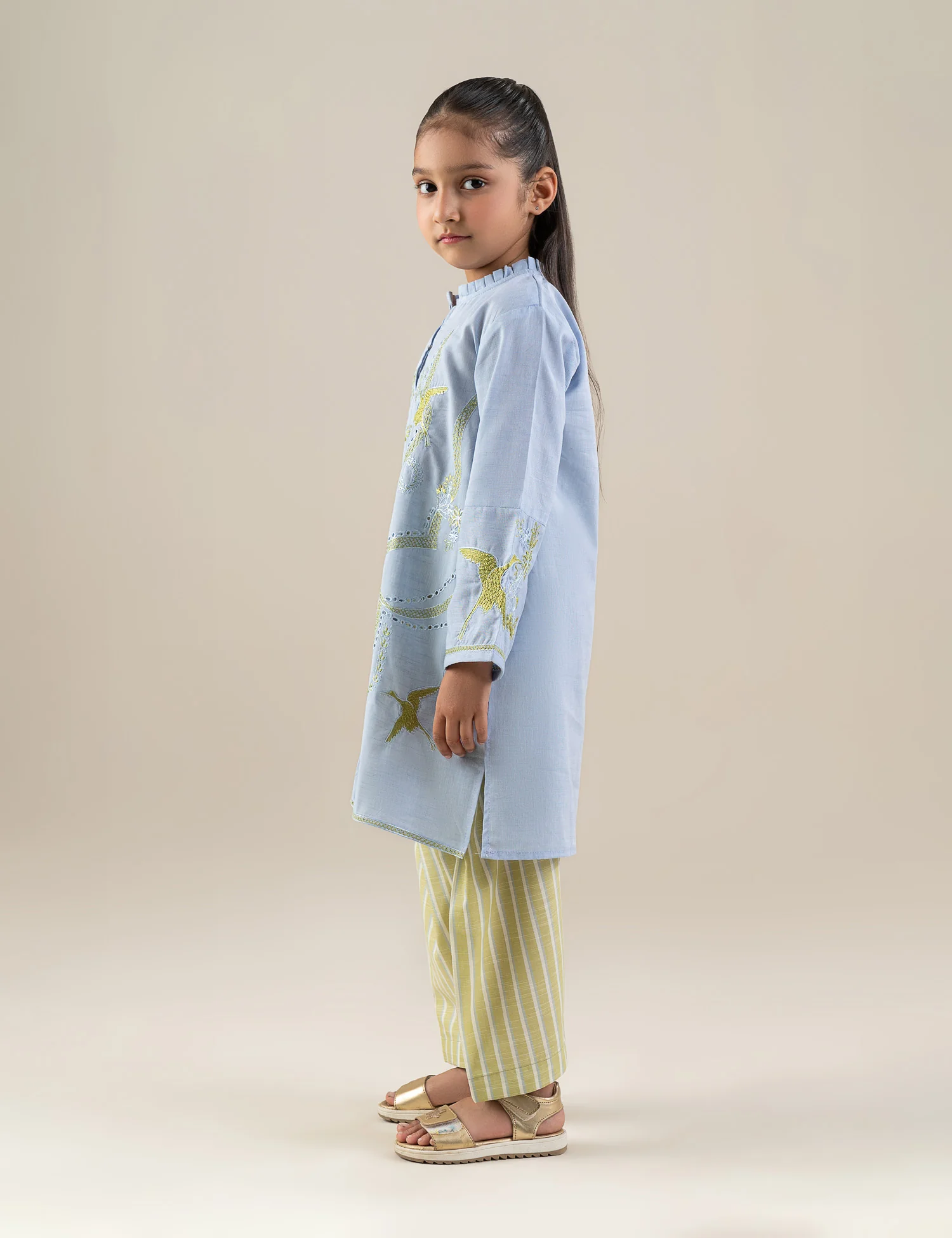 2 PIECE CONTRAST EMBROIDERED SUIT - Image 4