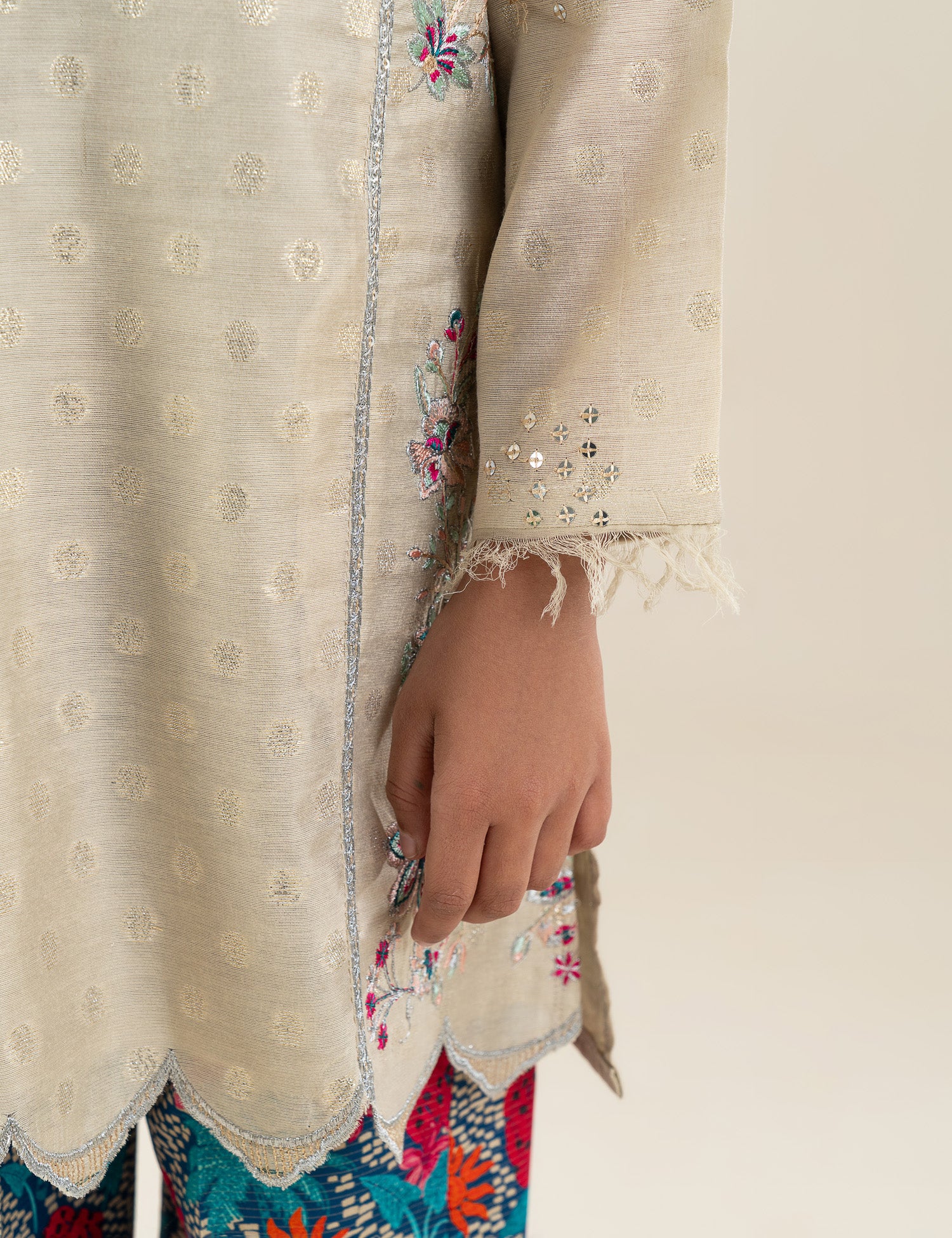 2 PIECE ETHNIC EMBROIDERED SUIT - Image 3