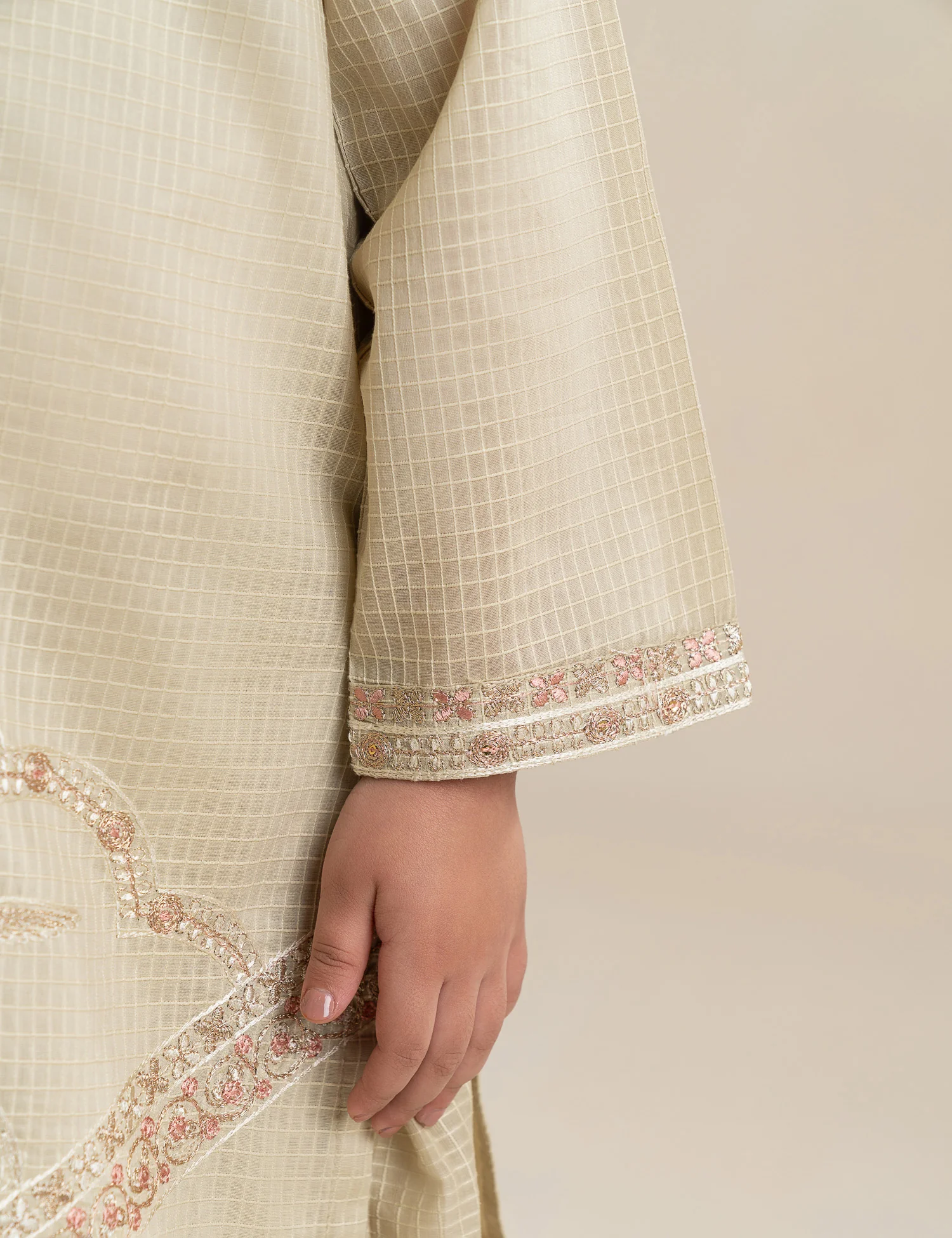 2 PIECE ETHNIC EMBROIDERED SUIT - Image 4
