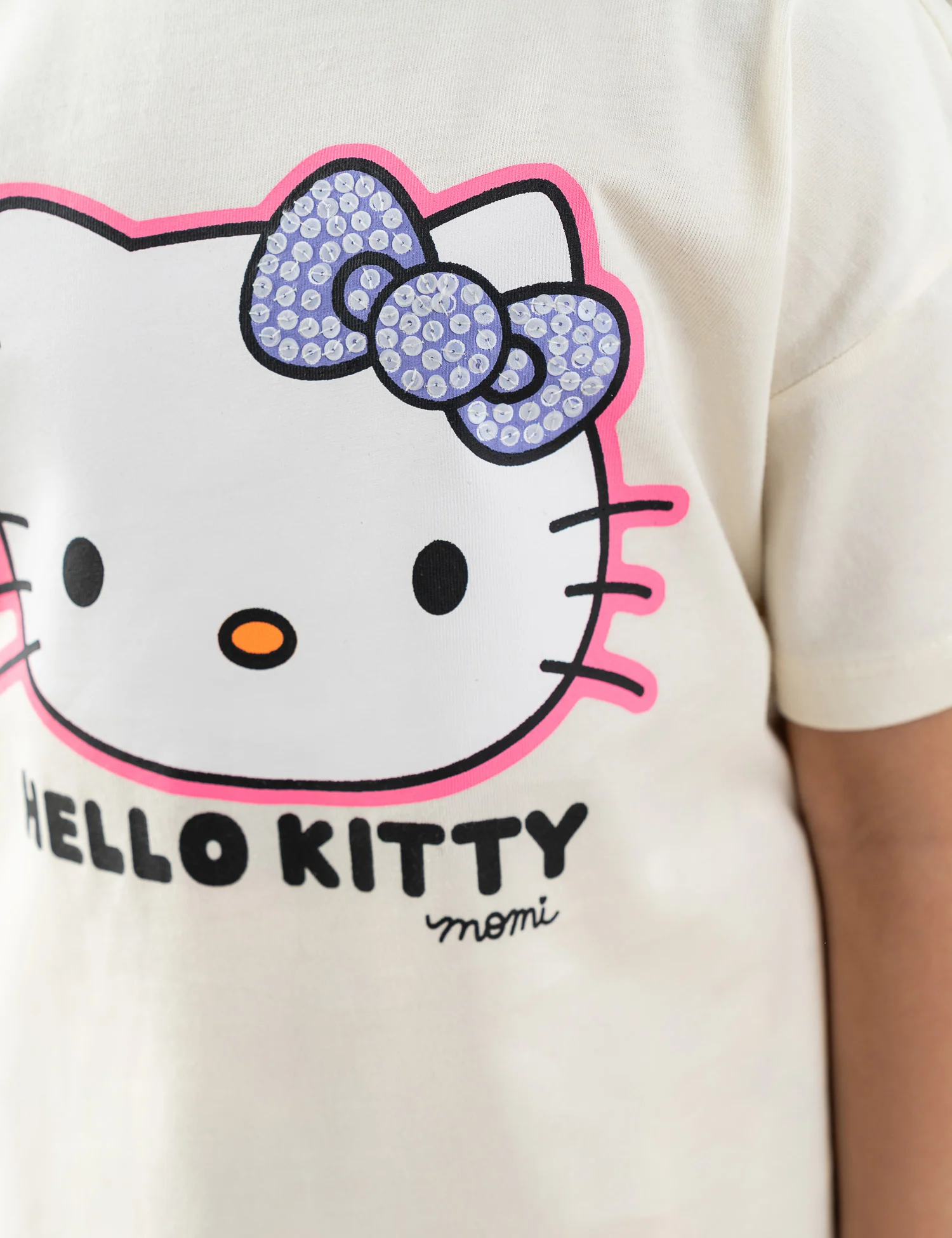 2 PIECE HELLO KITTY GRAPHIC SUIT - Image 2
