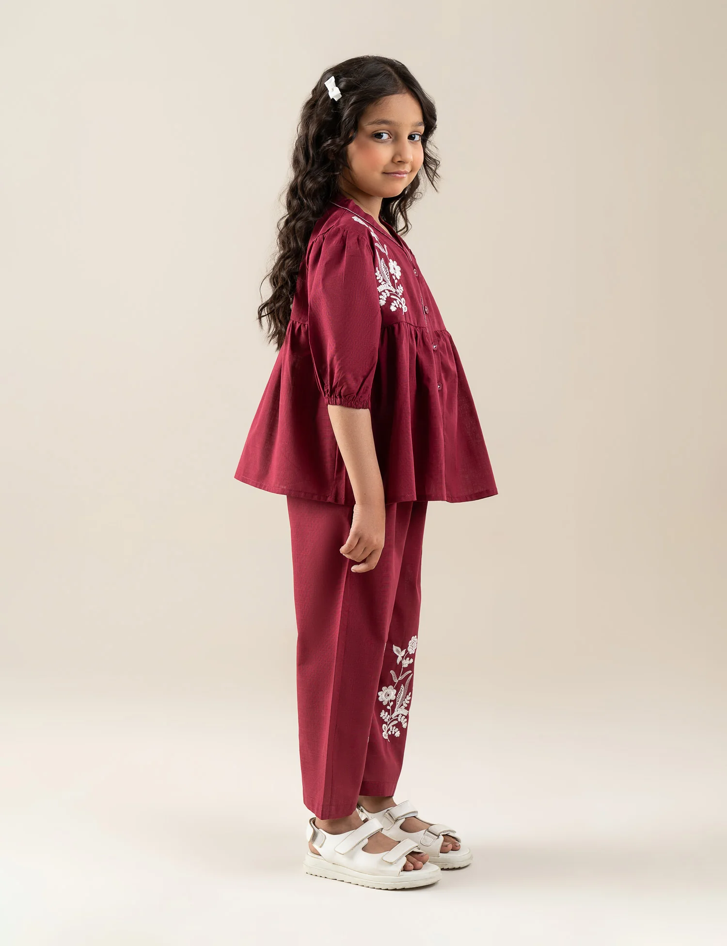 2 PIECE FLORAL EMBROIDERED SUIT - Image 3