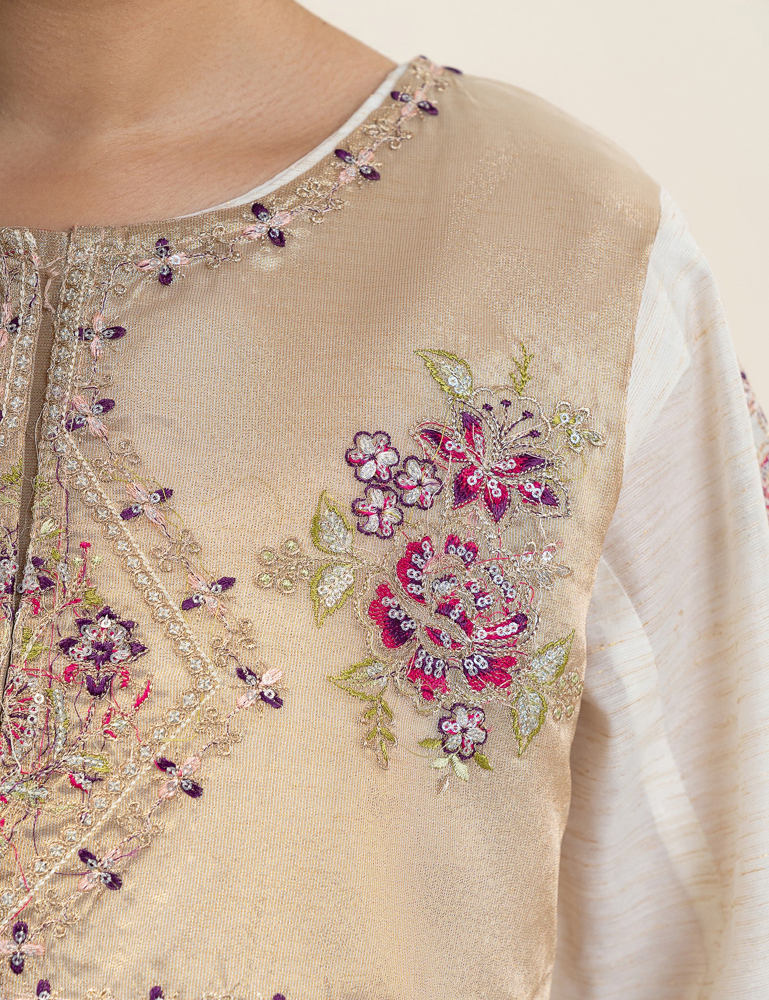 2 PIECE ETHNIC EMBROIDERED SUIT - Image 2