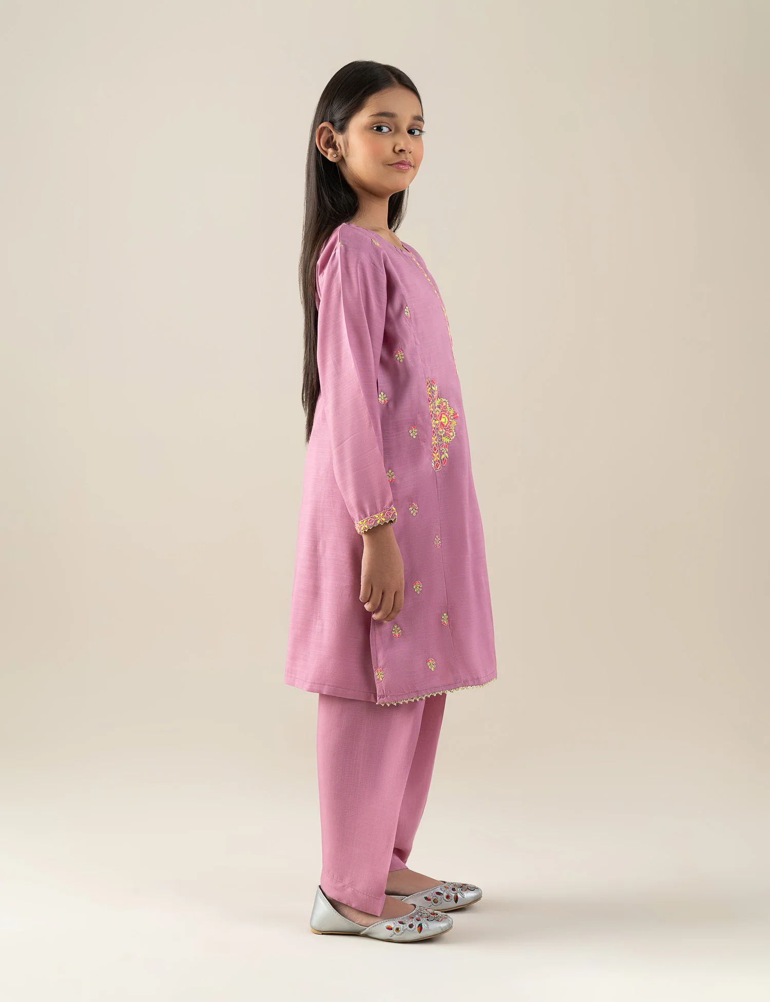 2 PIECE ALLOVER EMBROIDERED SUIT - Image 3