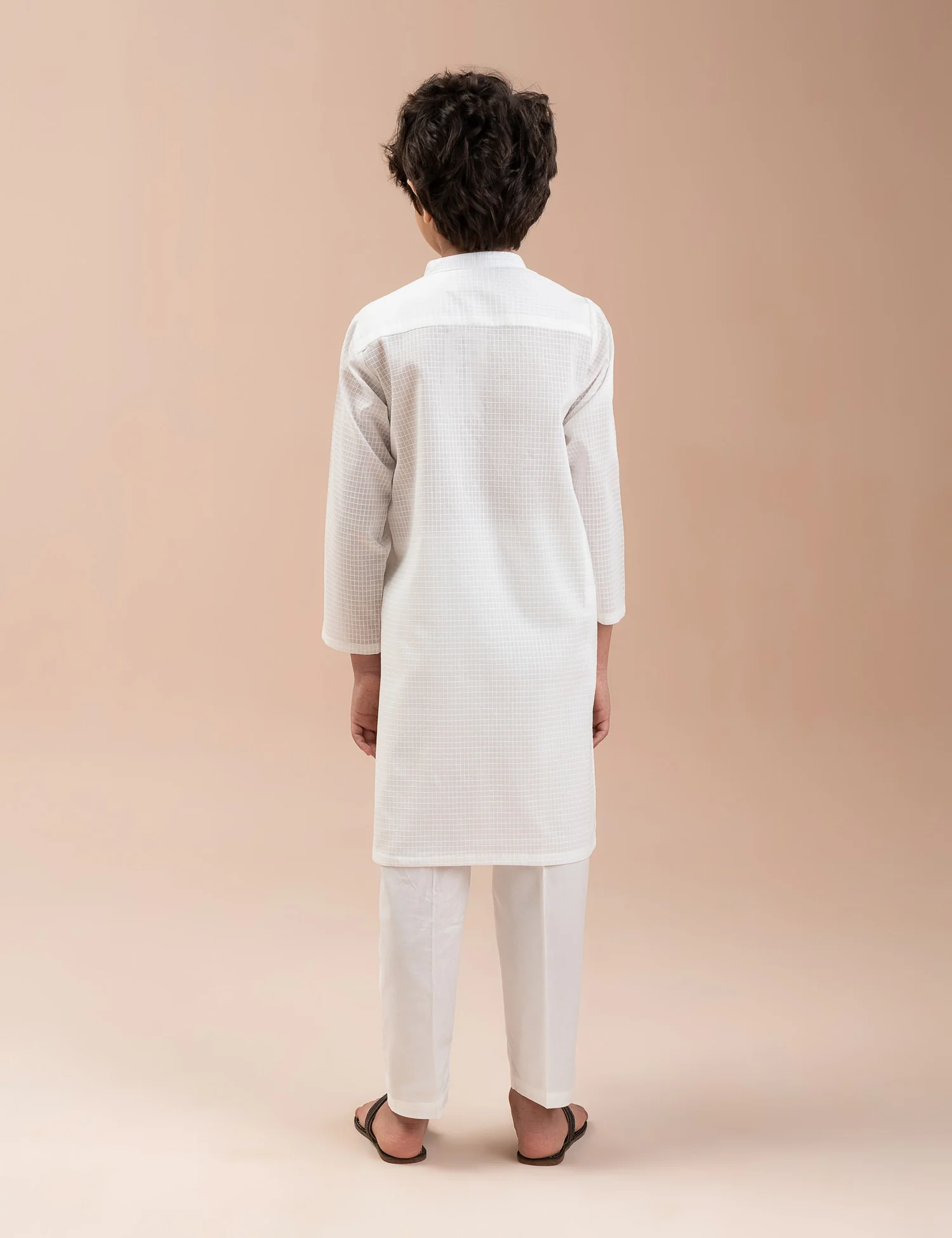 2 PIECE EMBROIDERED SUIT - Image 4