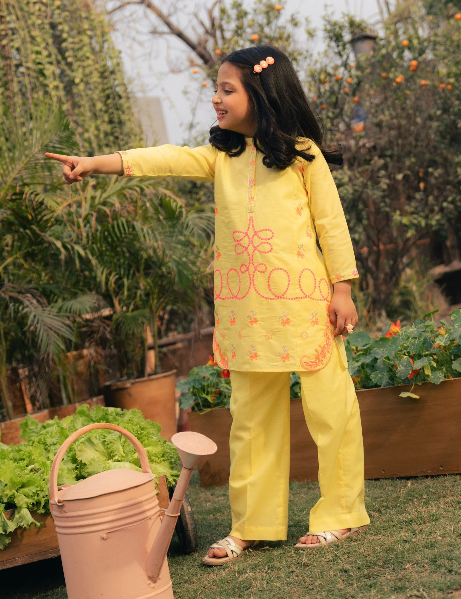 2 PIECE NEON EMBROIDERED SUIT - Image 2