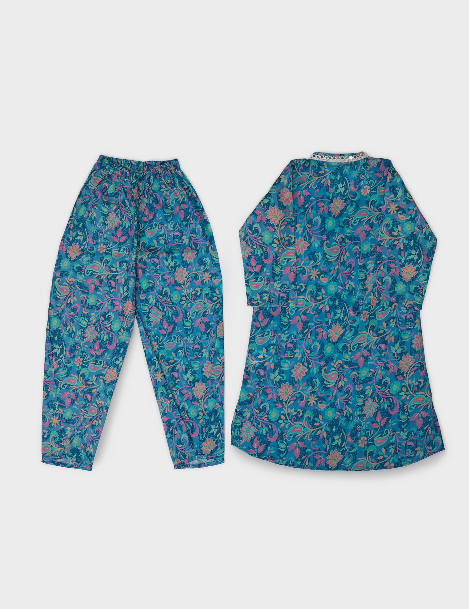 2 PIECE PRINTED SUIT - Image 3