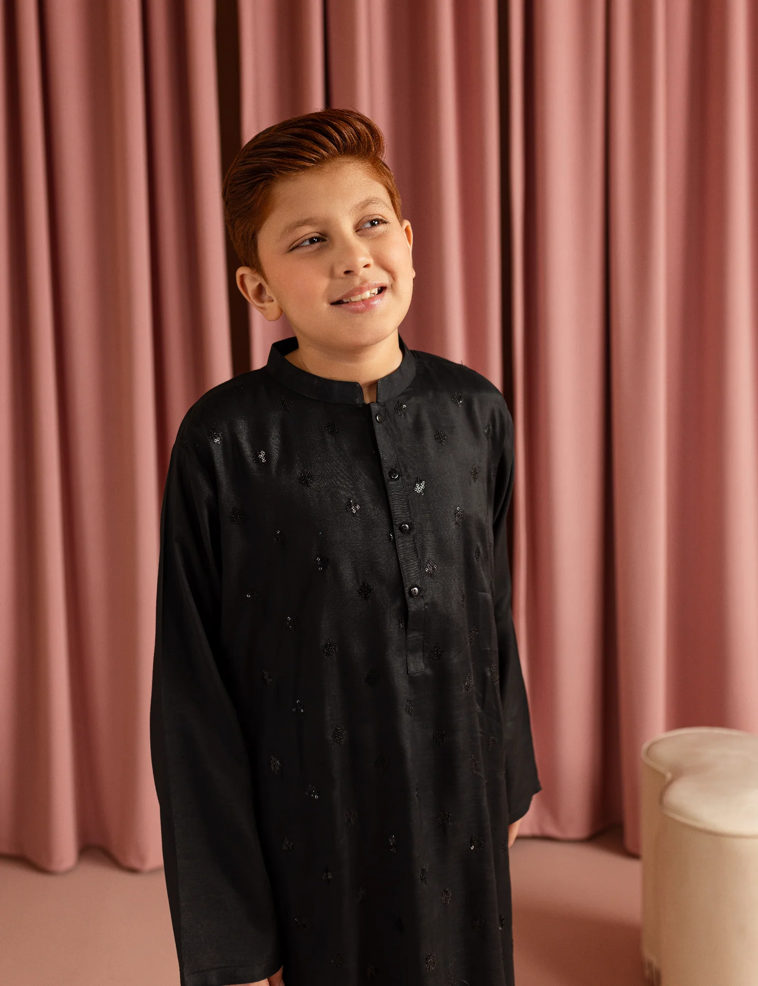 2 PIECE EMBROIDERED SUIT - Image 4