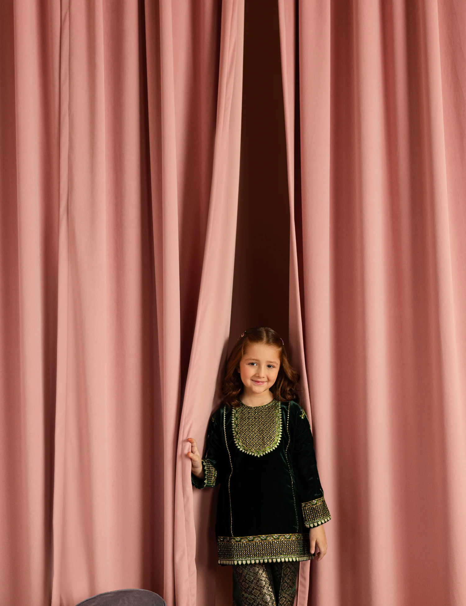 2 PIECE VELVET EMBROIDERED GARARA SUIT - Image 4
