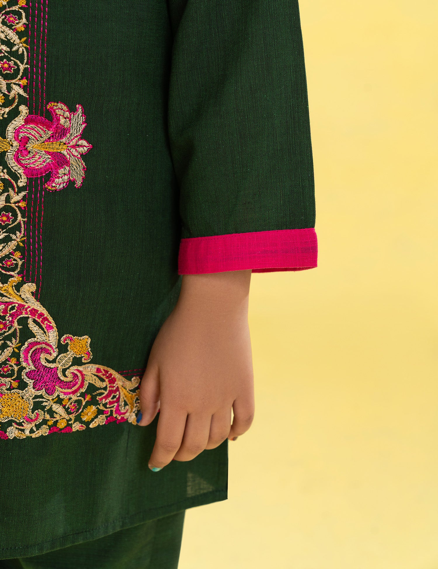 2 PIECE FLORAL EMBROIDERED SUIT - Image 3