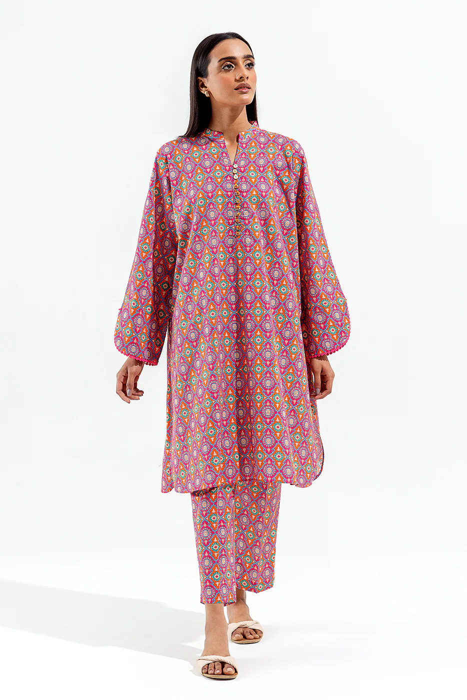 2 PIECE PRINTED LAWN  SUIT (PRET) - Image 2