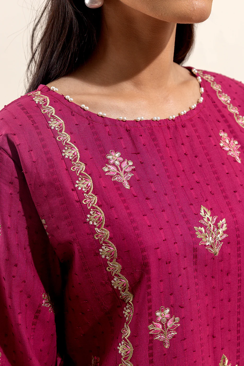 3 PIECE EMBROIDERED LAWN SUIT-CARMINE QUARTZ (UNSTITCHED) - Image 5