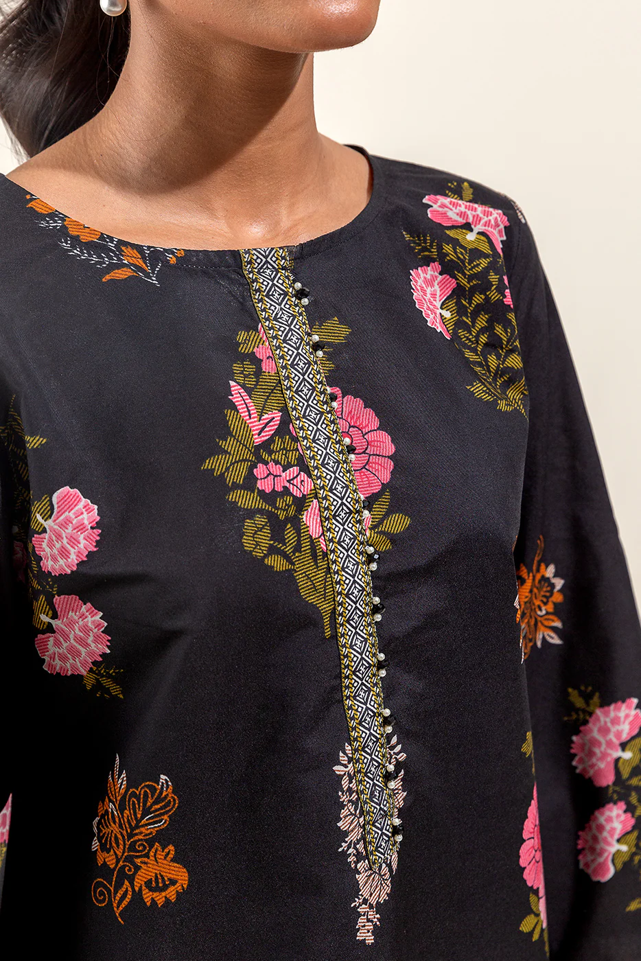 3 PIECE PRINTED SUIT-EBONY AURA (UNSTITCHED) - Image 4