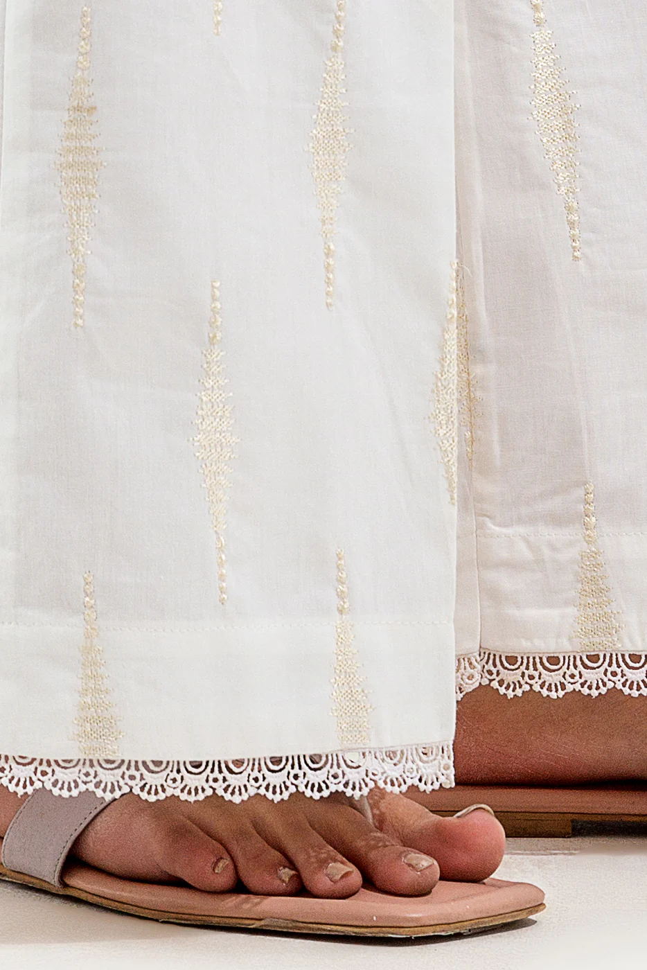 EMBROIDERED CULOTTE PANTS - Image 2