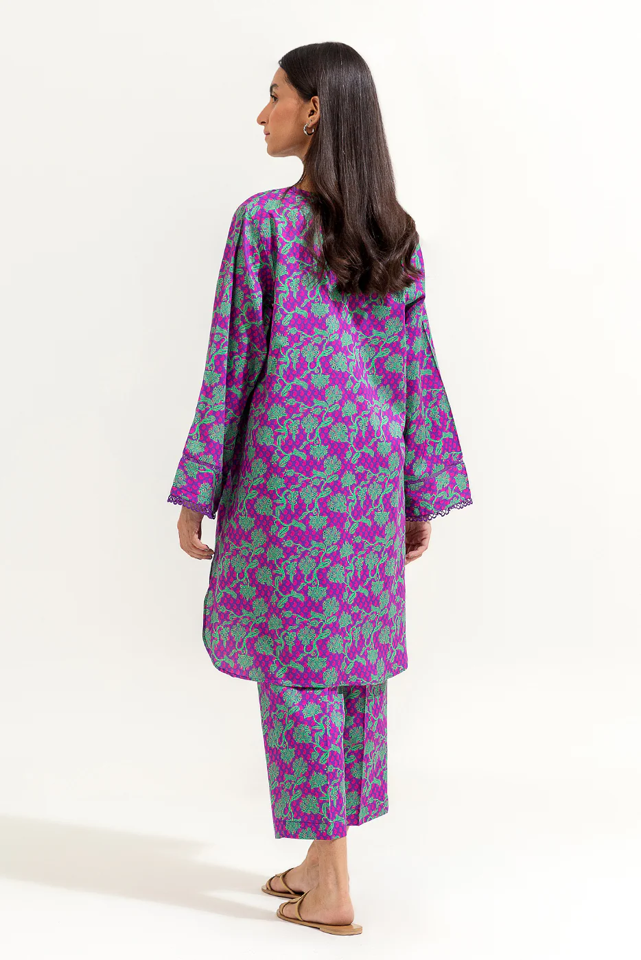 2 PIECE PRINTED LAWN SUIT (PRET) - Image 3