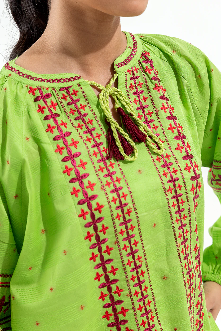 EMBROIDERED FUSION TOP (PRET) - Image 4