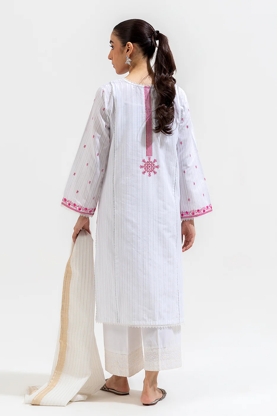 2 PIECE EMBROIDERED JACQUARD SUIT (LUXURY-PRET) - Image 3
