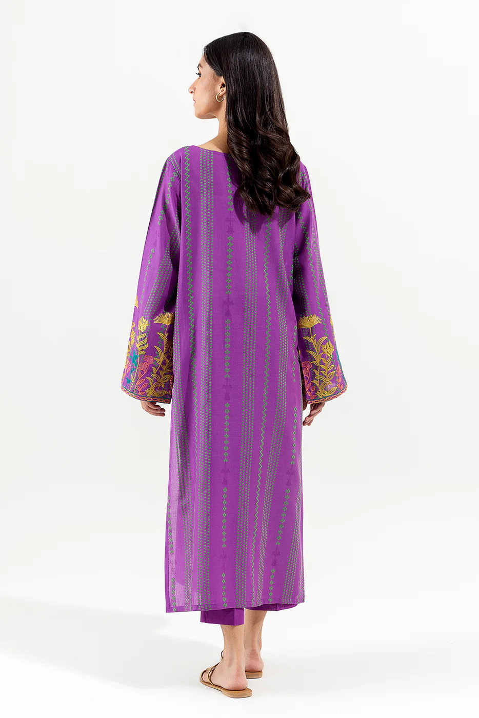 2 PIECE EMBROIDERED JACQUARD SUIT (PRET) - Image 3