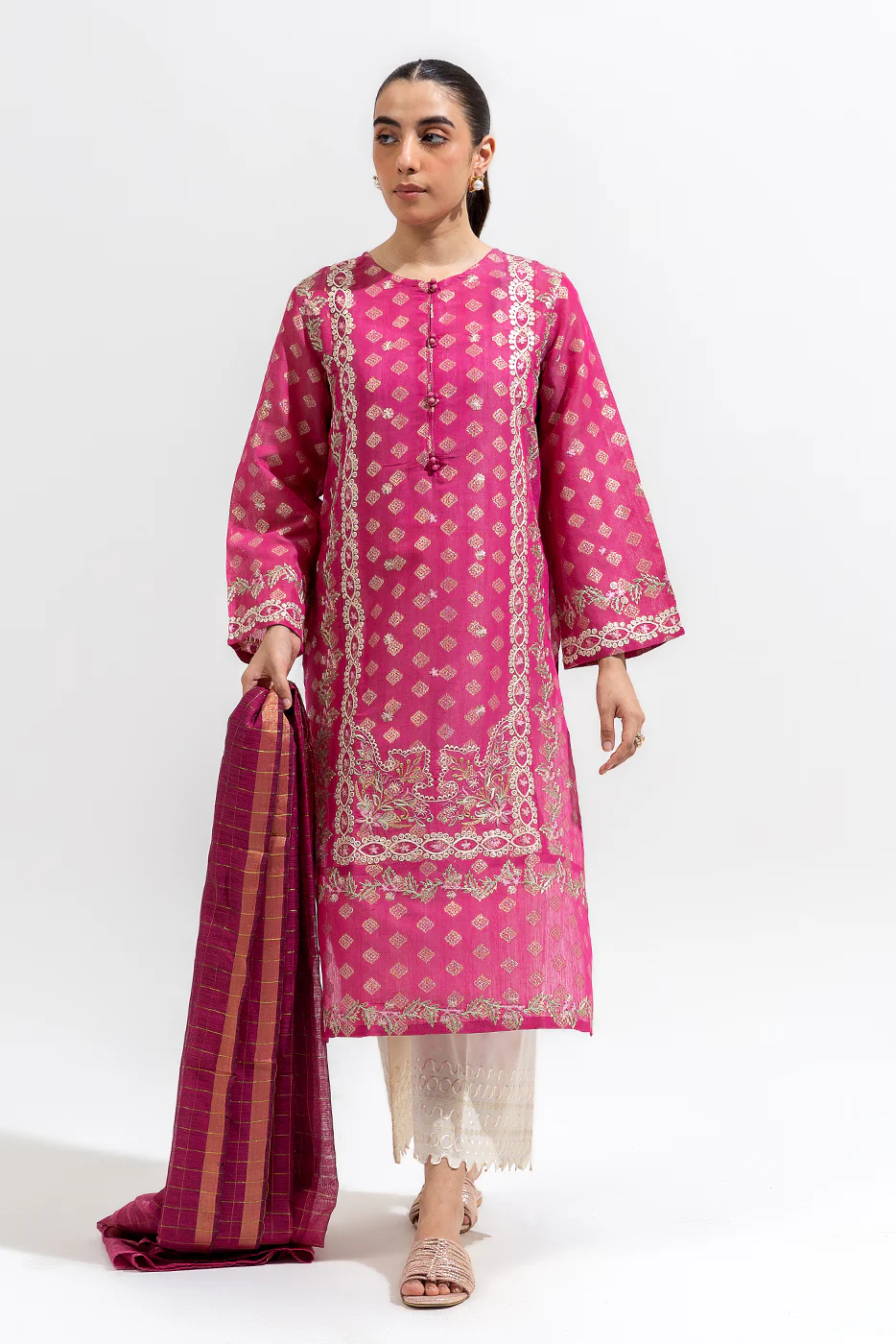 2 PIECE EMBROIDERED JACQUARD SUIT (LUXURY-PRET) - Image 3