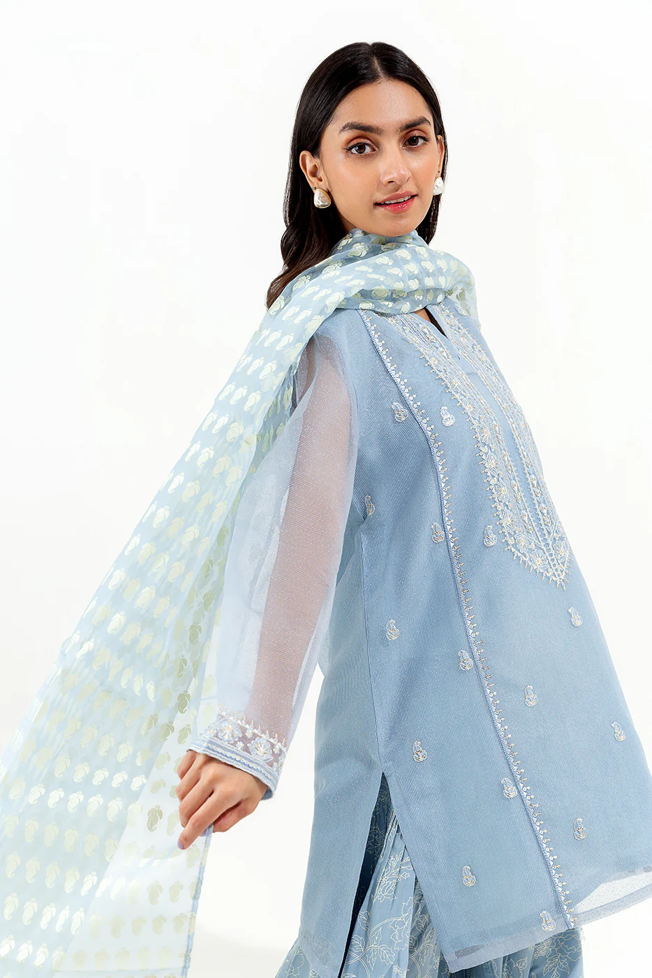 3 PIECE EMBROIDERED KARANDI SUIT (LUXURY PRET) - Image 2