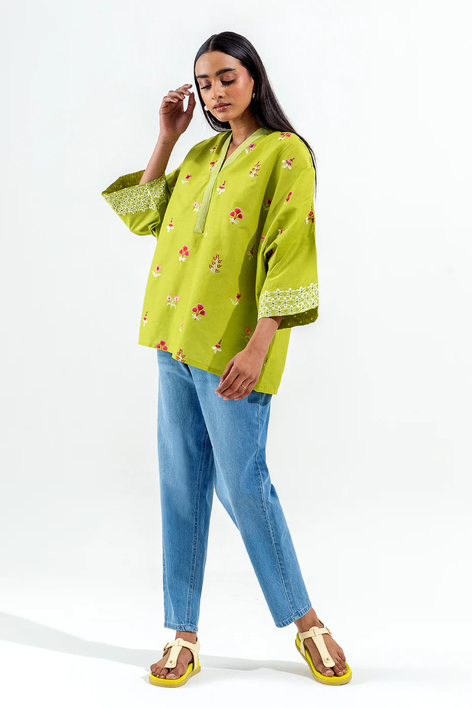 EMBROIDERED FUSION TOP (PRET) - Image 3