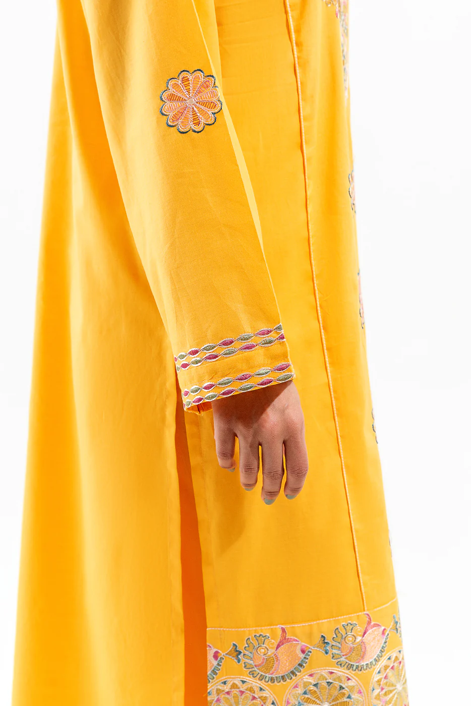 2 PIECE EMBROIDERED DYED LAWN SUIT (PRET) - Image 2
