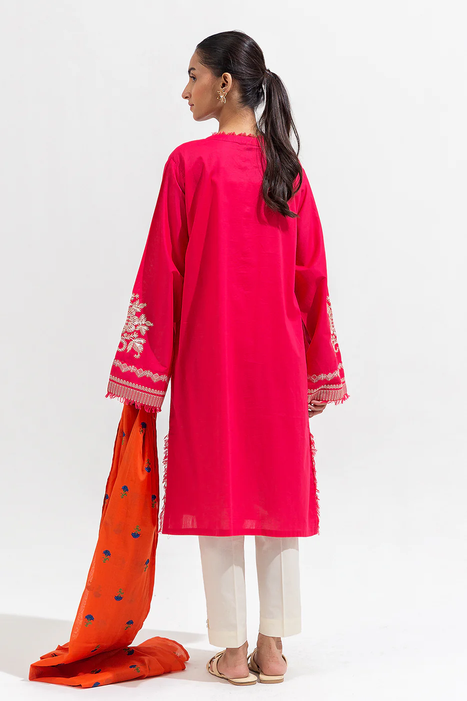 2 PIECE EMBROIDERED LAWN SUIT (PRET) - Image 4