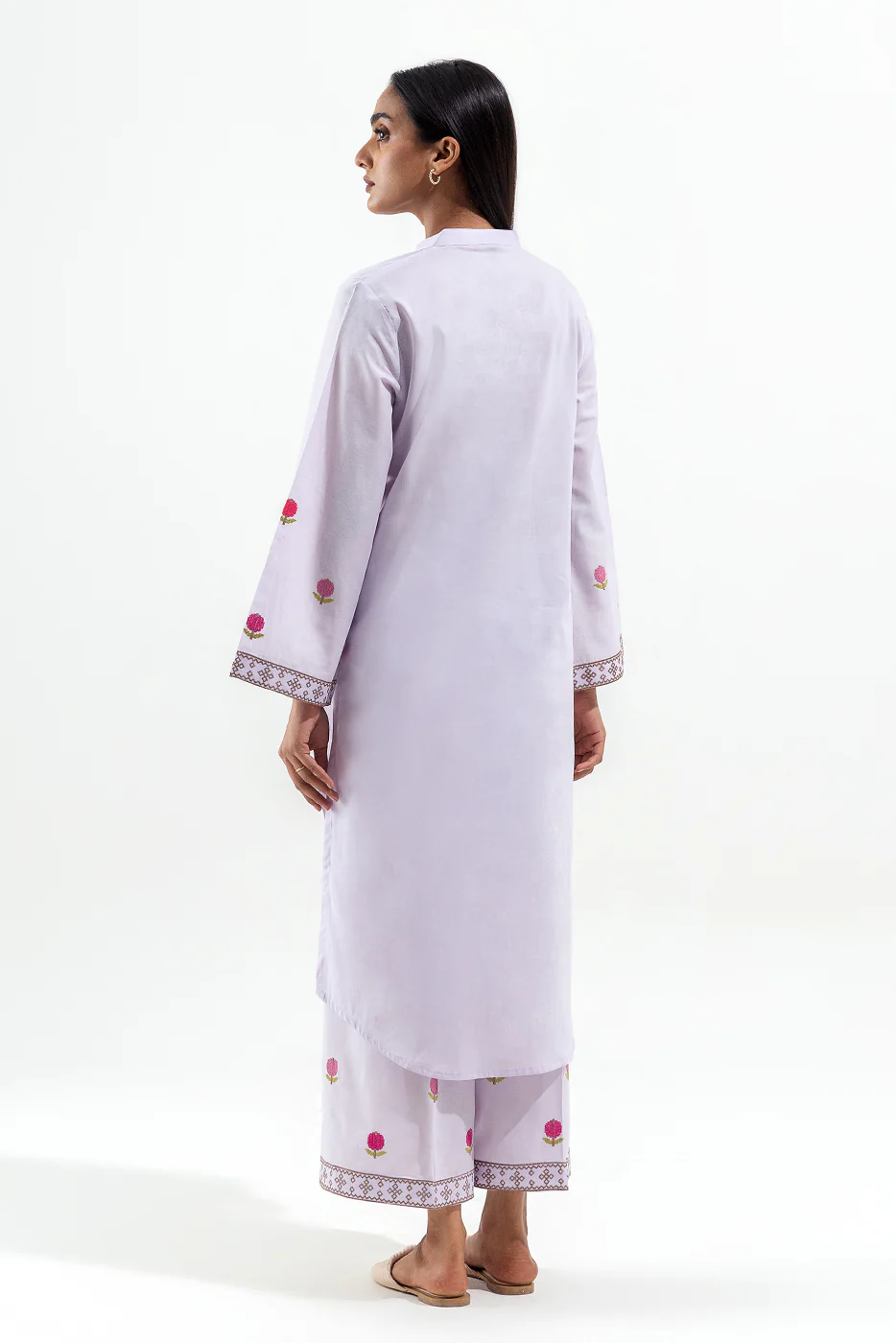 2 PIECE EMBROIDERED LAWN SUIT (PRET) - Image 4