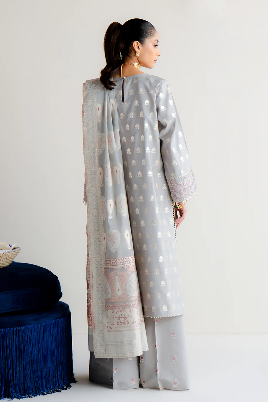 3 PIECE EMBROIDERED JACQUARD SUIT-MYSTIC MISTY (UNSTITCHED) - Image 4