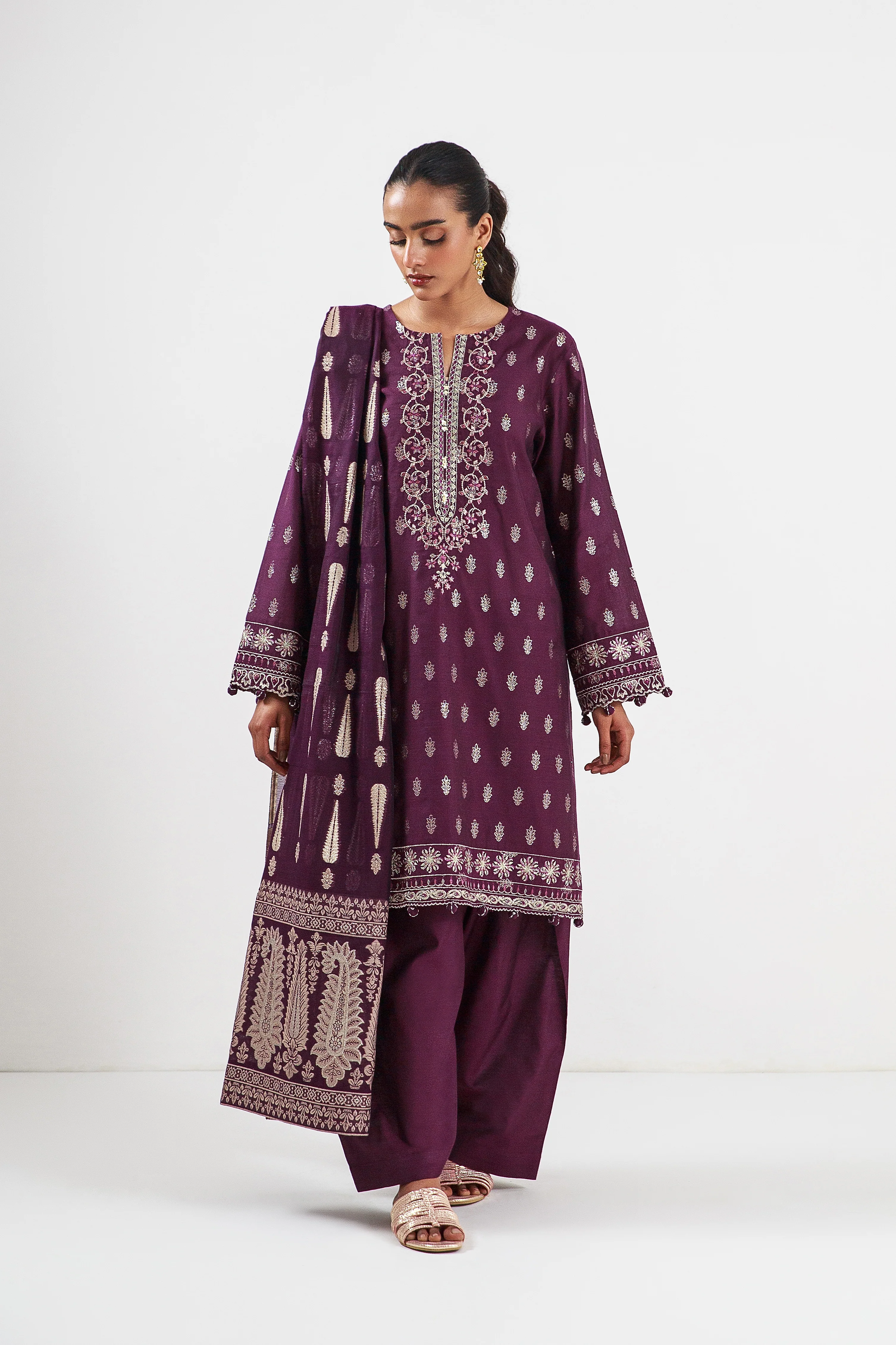 3 PIECE EMBROIDERED JACQUARD SUIT-PLUM SEQUIN (UNSTITCHED) - Image 4