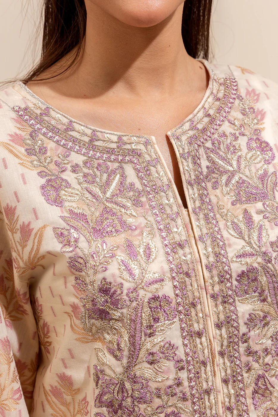 3 PIECE EMBROIDERED JACQUARD SUIT-HEATHER FIELDS (UNSTITCHED) - Image 5