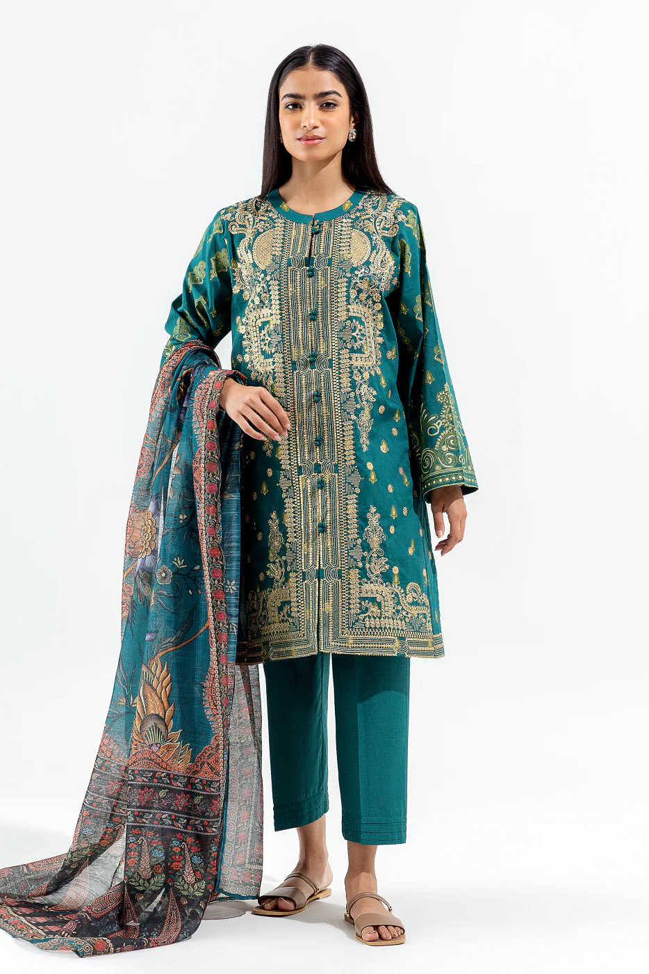 3 PIECE EMBROIDERED LAWN SUIT (LUXURY PRET) - Image 3