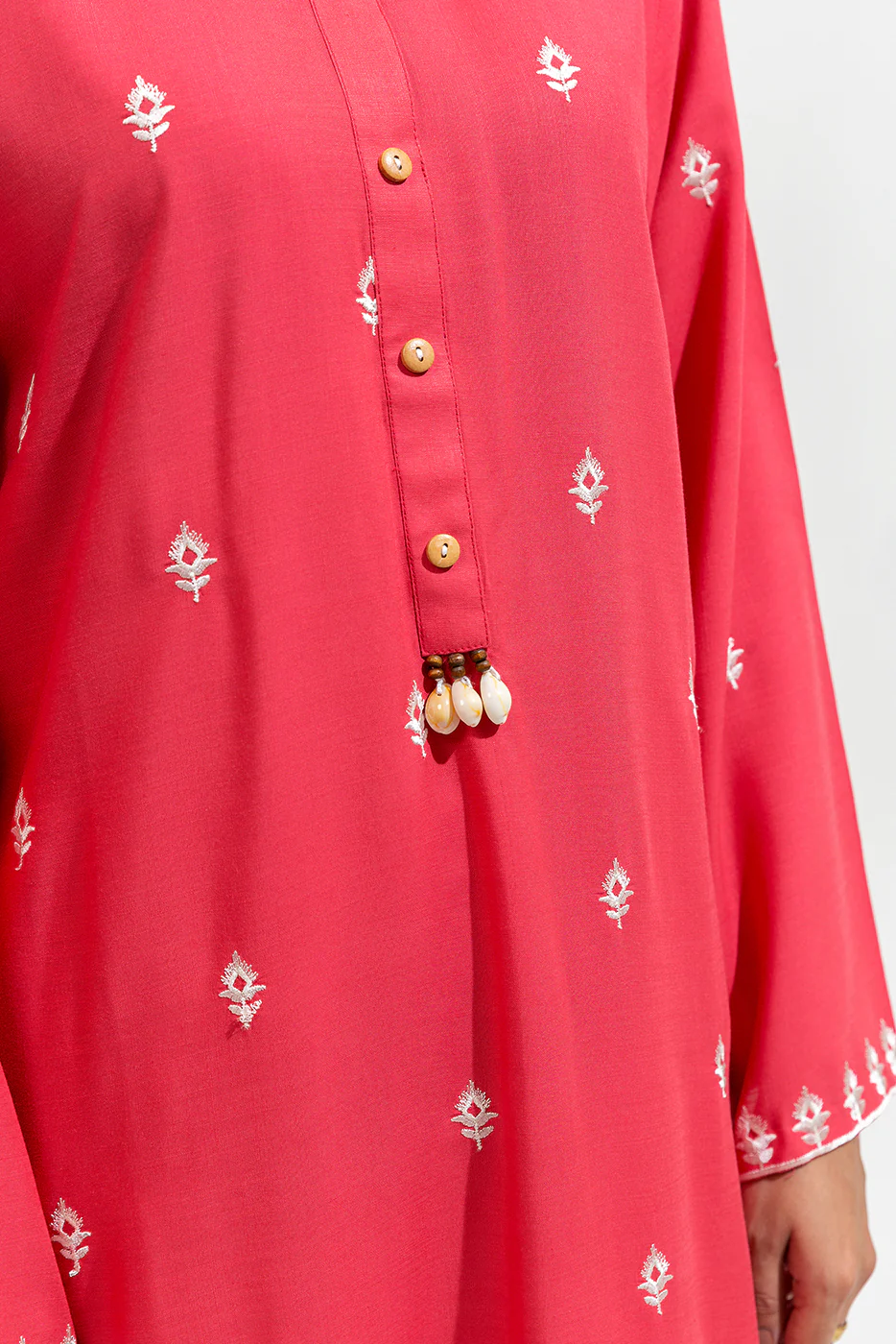 2 PIECE EMBROIDERED VISCOSE SUIT (PRET) - Image 4