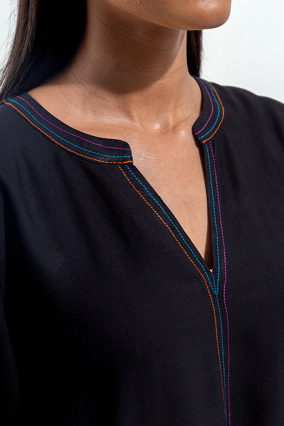 2 PIECE EMBROIDERED VISCOSE SUIT (PRET) - Image 4