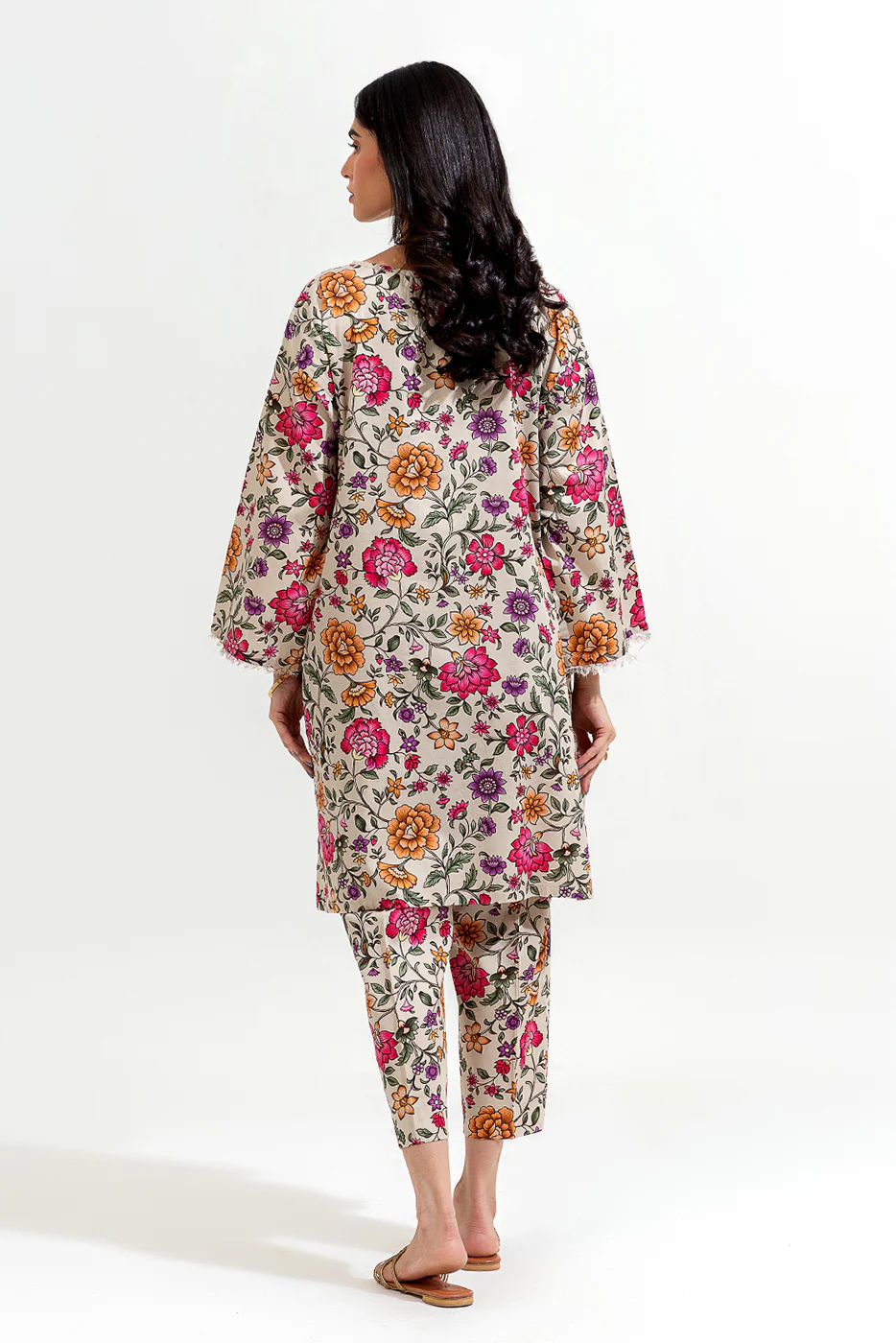 2 PIECE PRINTED PREMIUM LAWN SUIT (PRET) - Image 4