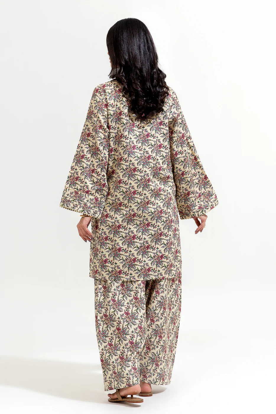2 PIECE PRINTED PREMIUM LAWN SUIT (PRET) - Image 3