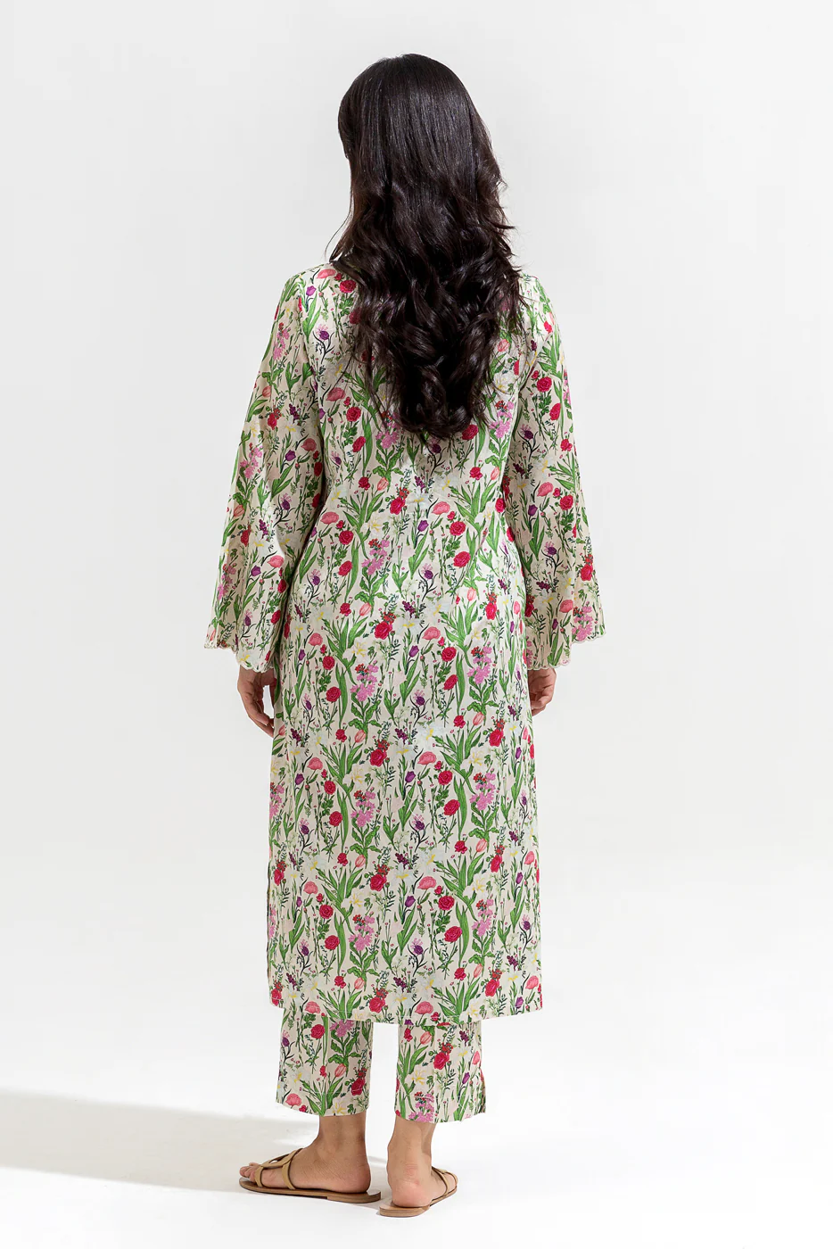 2 PIECE PRINTED PREMIUM LAWN SUIT (PRET) - Image 3