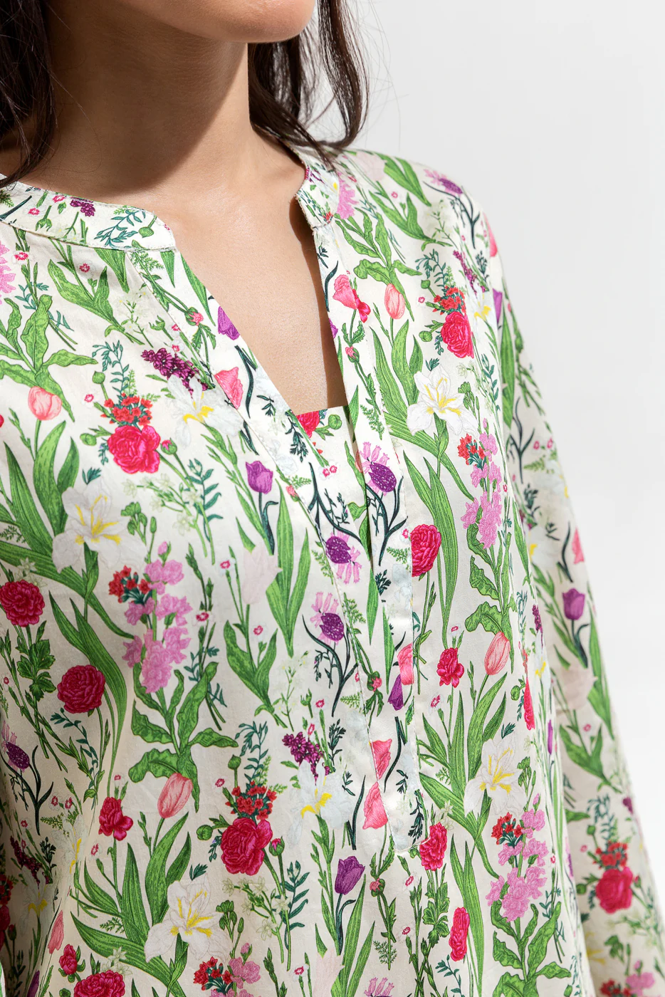 2 PIECE PRINTED PREMIUM LAWN SUIT (PRET) - Image 4