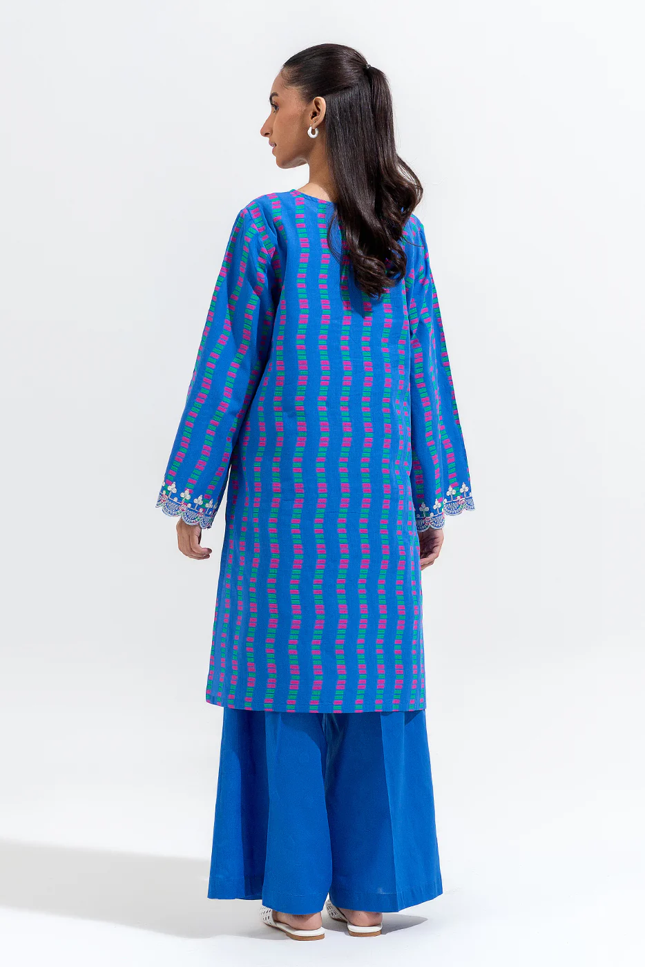 2 PIECE EMBROIDERED JACQUARD SUIT (PRET) - Image 3