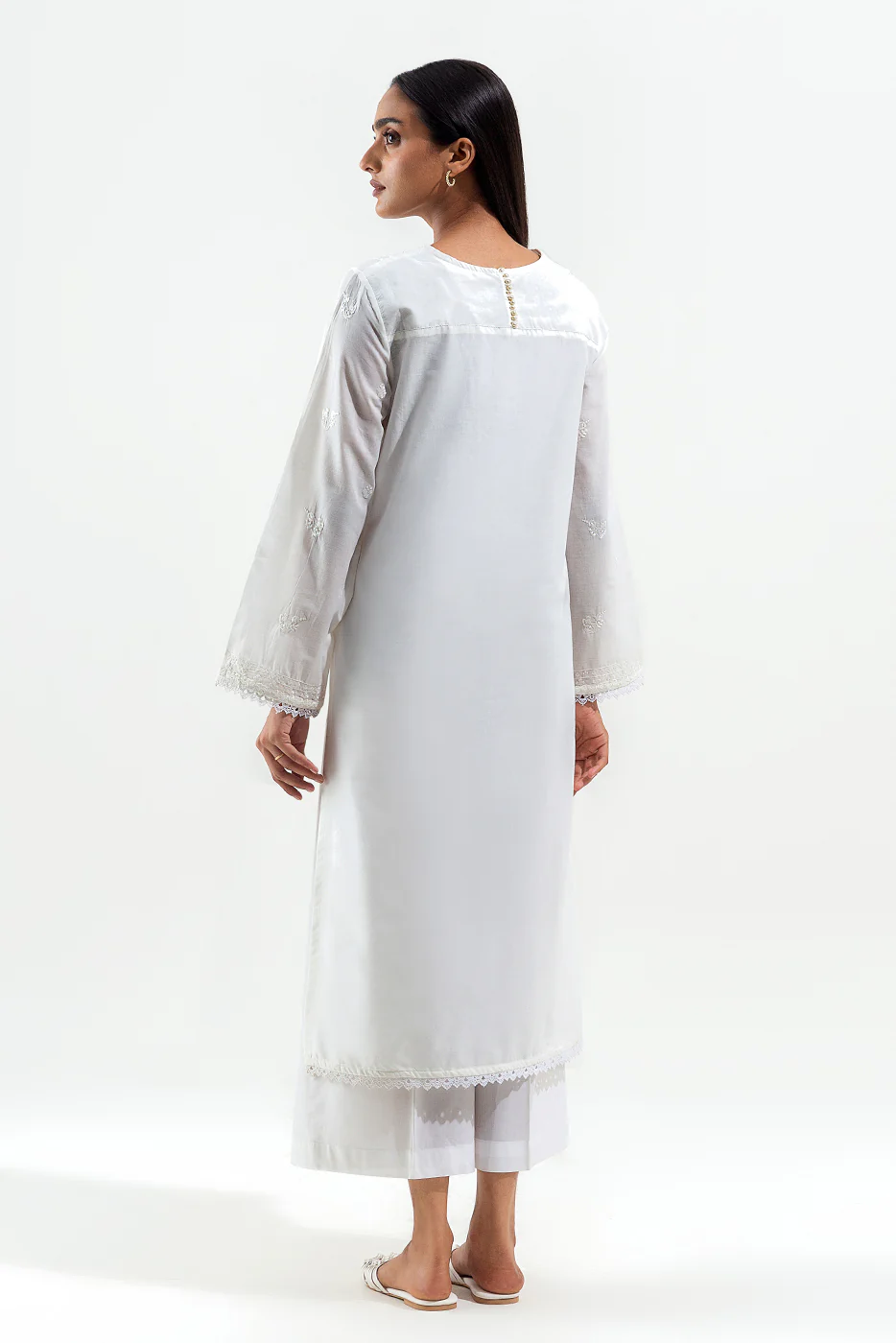 EMBROIDERED LAWN SHIRT (PRET) - Image 3