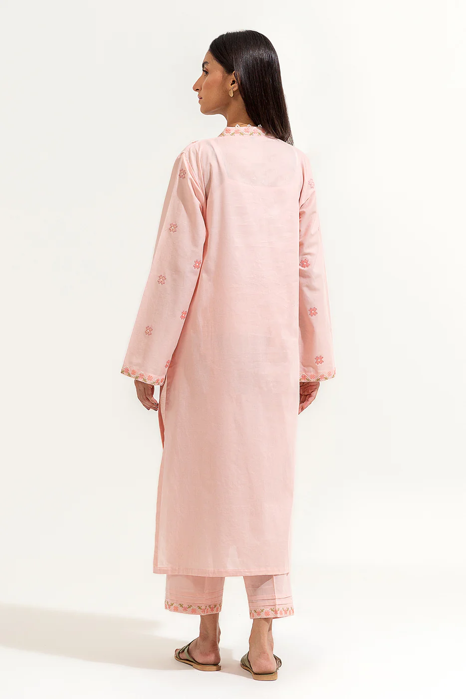 2 PIECE EMBROIDERED LAWN SUIT (PRET) - Image 3