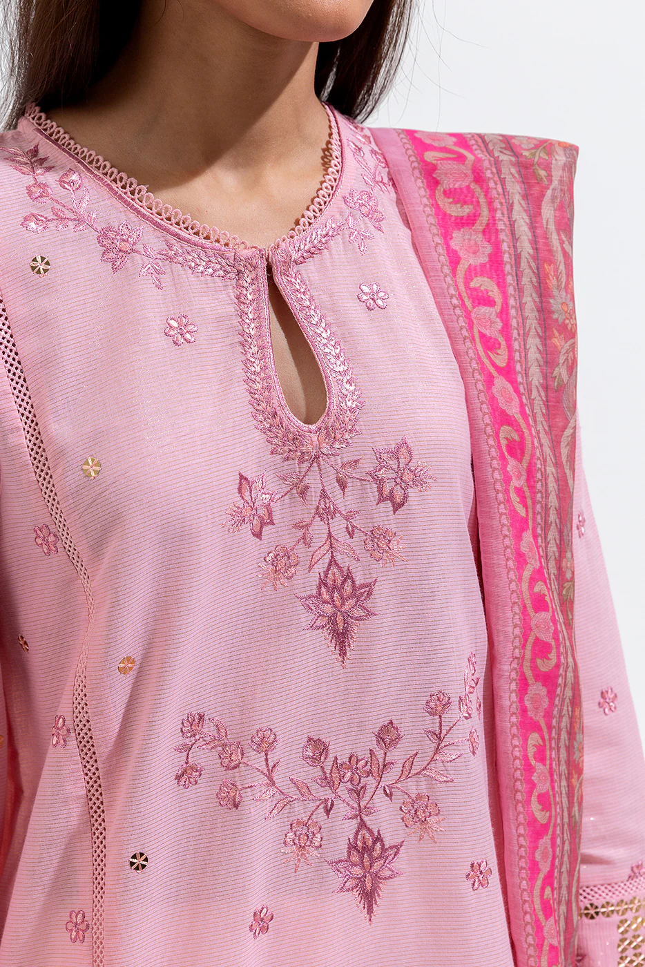 2 PIECE EMBROIDERED MISSOURI LAWN SUIT (LUXURY-PRET) - Image 5