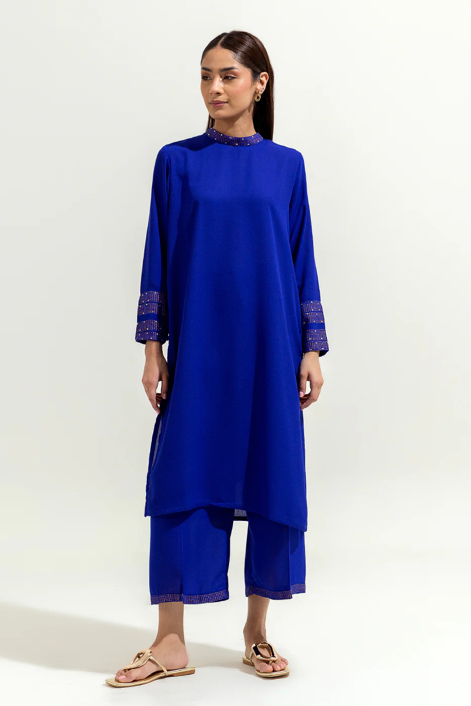 2 PIECE PRINTED SILK SUIT ( LUXURY PRET) - Image 2
