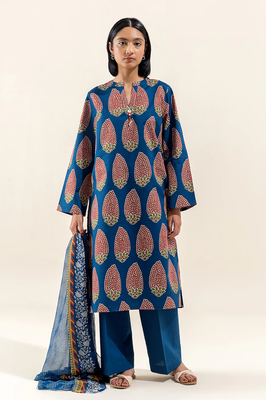 2 PIECE PRINTED LAWN SUIT-MIDNIGHT FERN (UNSTITCHED) - Image 3
